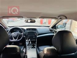 نيسان ماكسيما